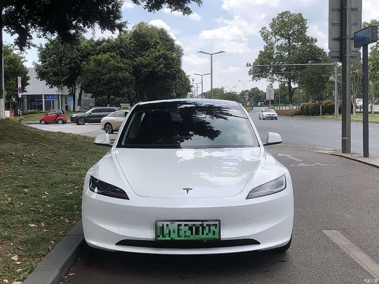 Tesla Model 3, 2025 2