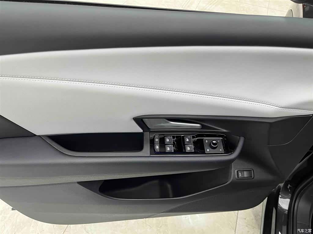 Volkswagen VS8, 2025 8