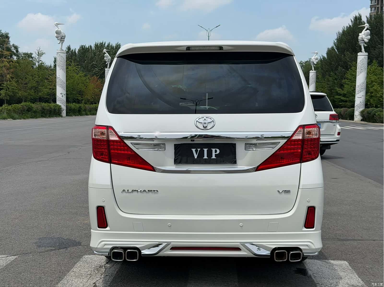 Toyota Alphard, 2012 8