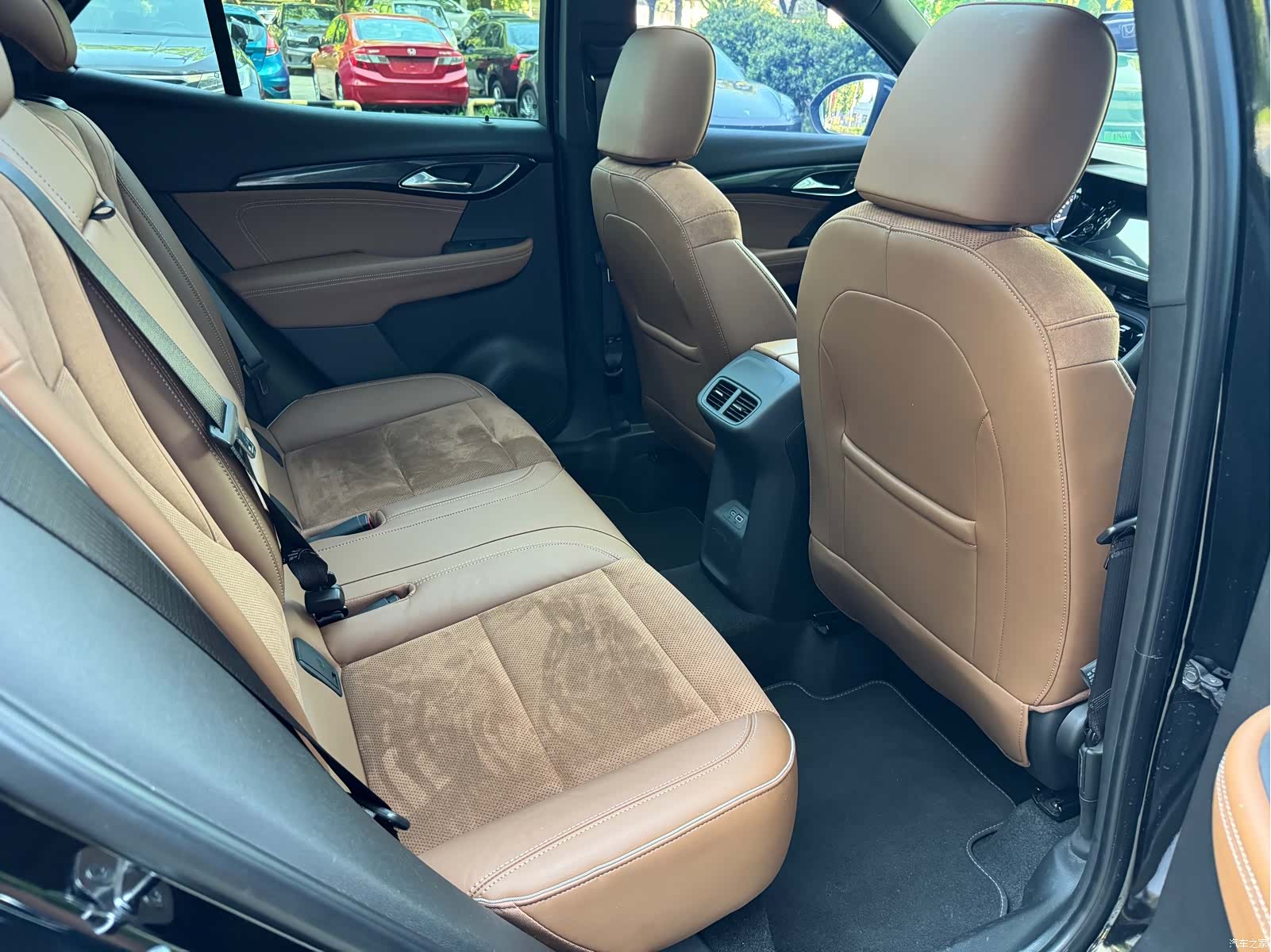 Buick Envision, 2021 13