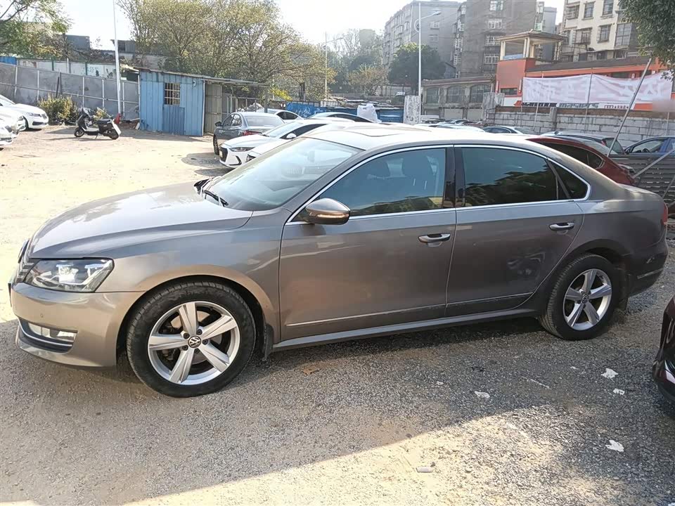 Volkswagen Passat