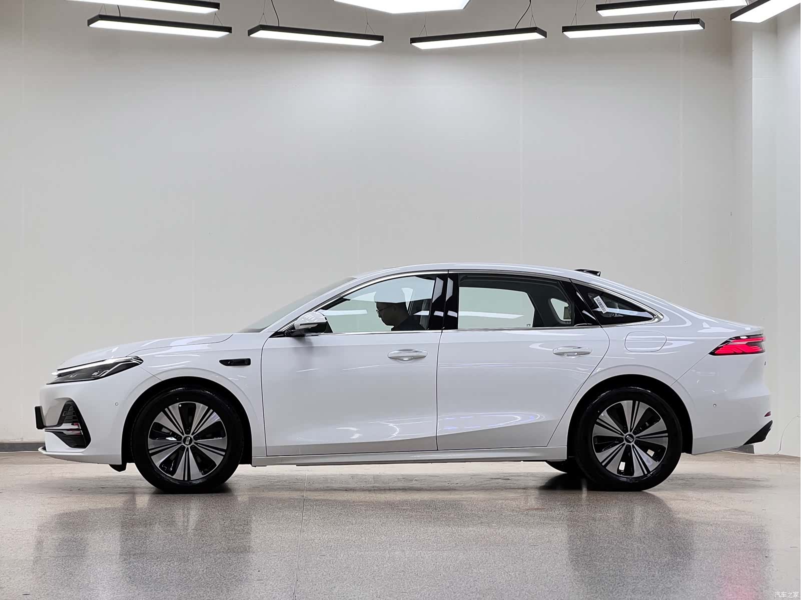 Geely A7, 2026 4