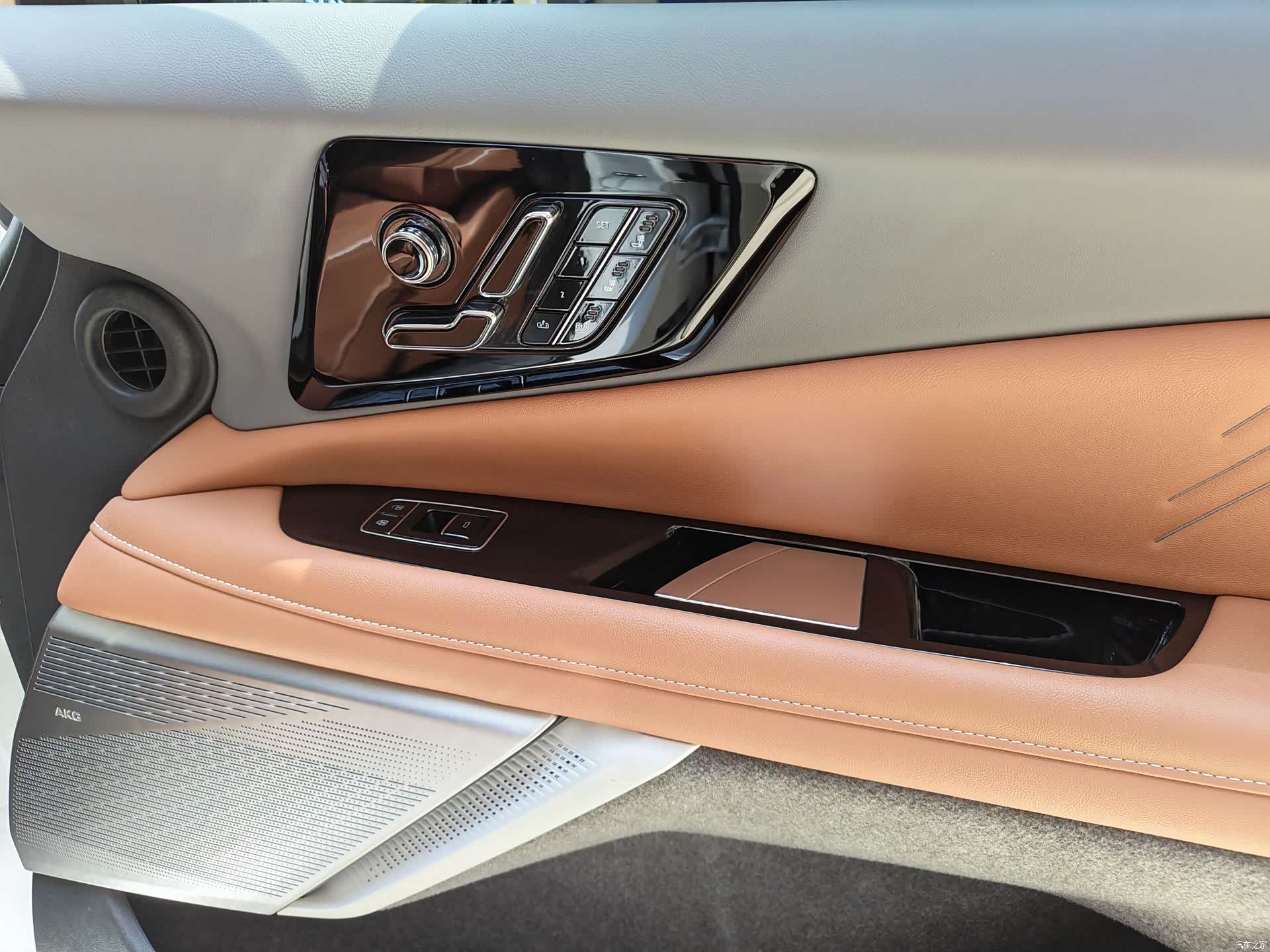 Cadillac IQ, 2024 12