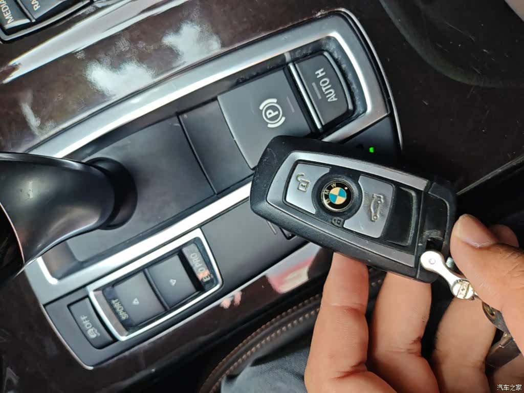 BMW X4, 2016 9