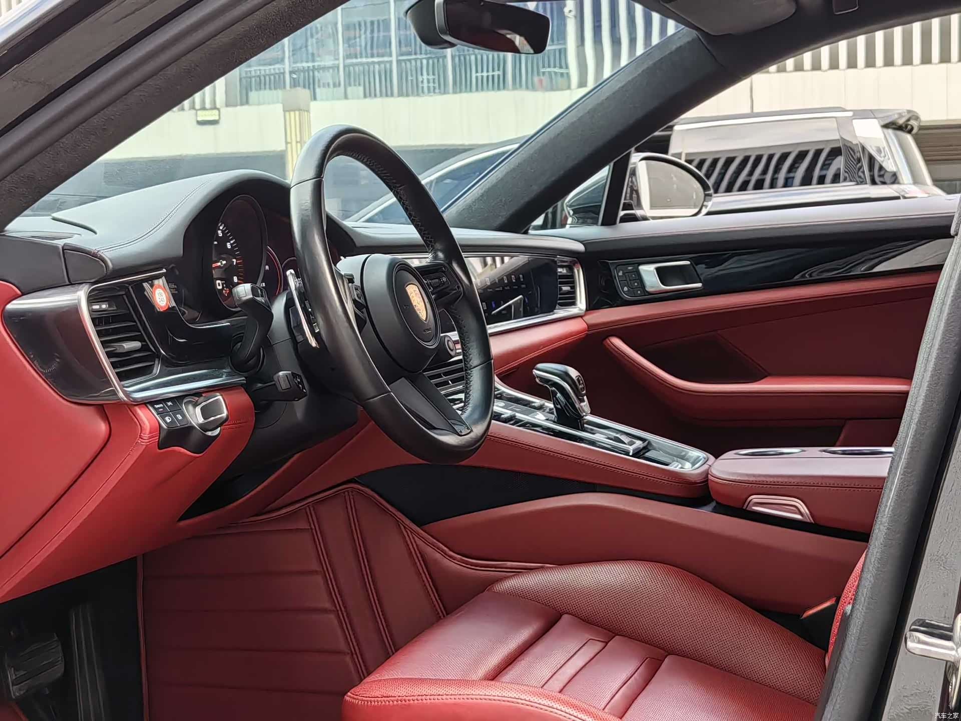 Porsche Panamera, 2022 11