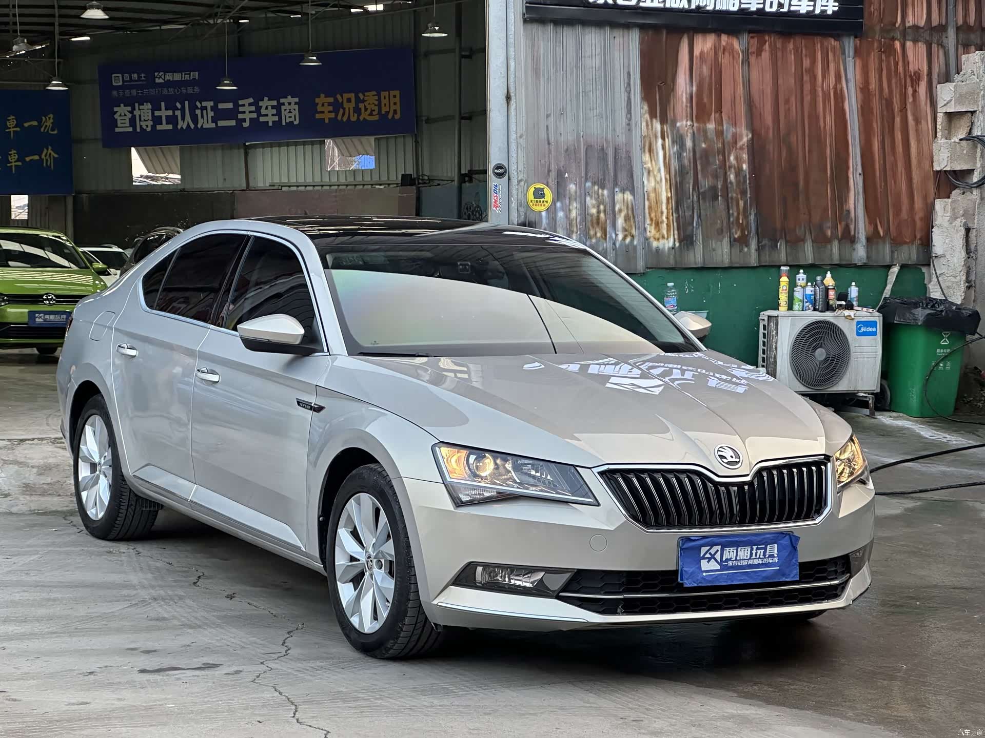 Skoda Superb, 2019 3