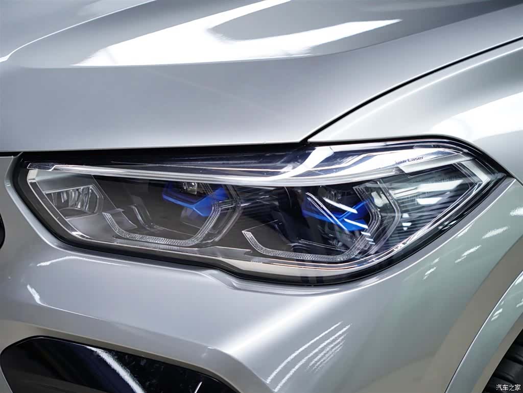 BMW X6, 2022 22