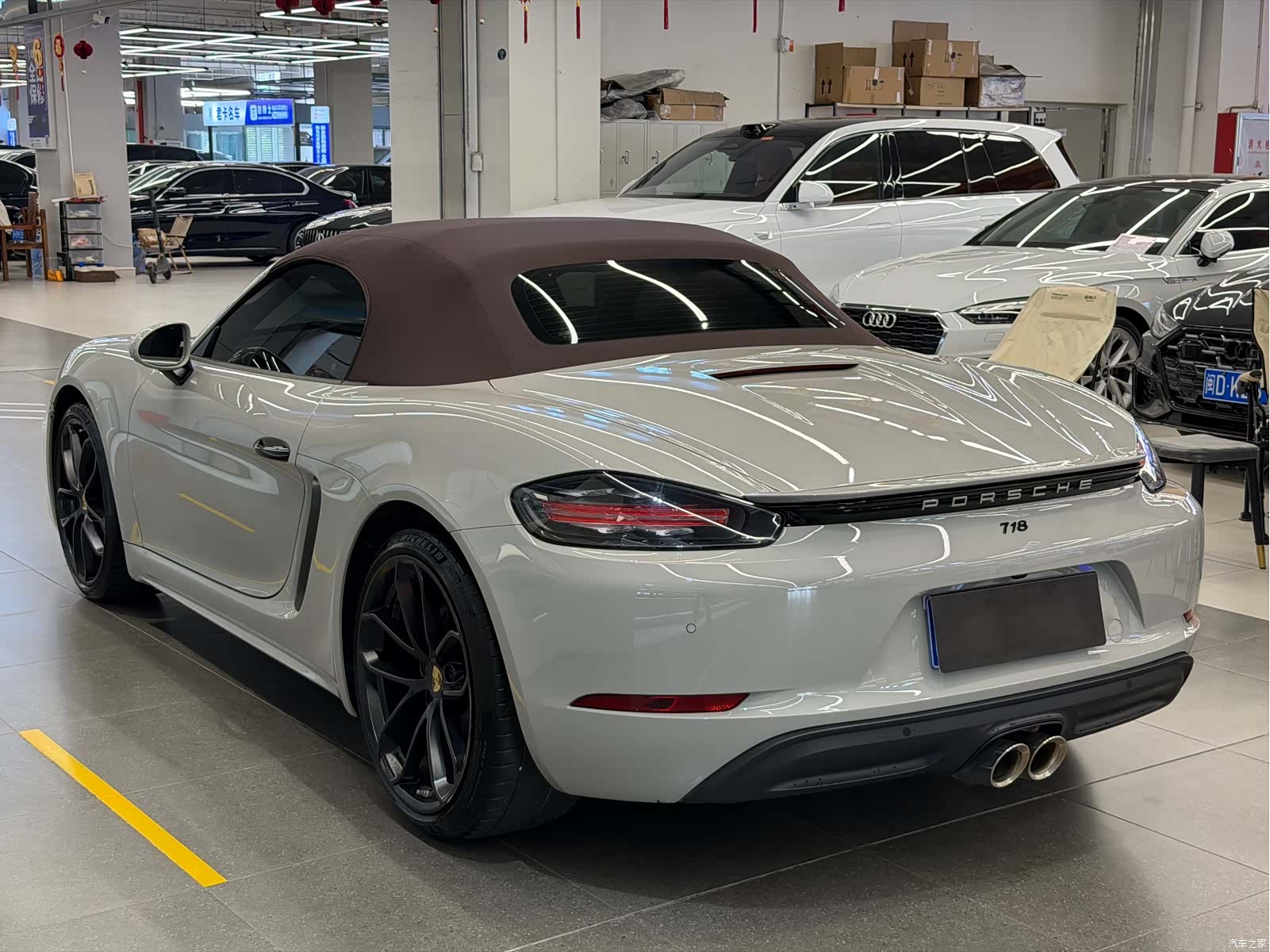 Porsche Boxster, 2023 9