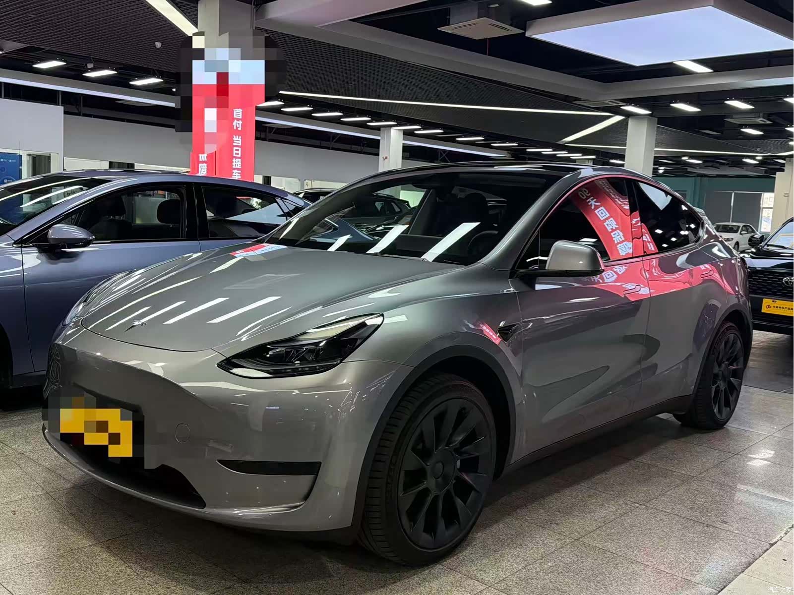 Tesla Model Y, 2024 1
