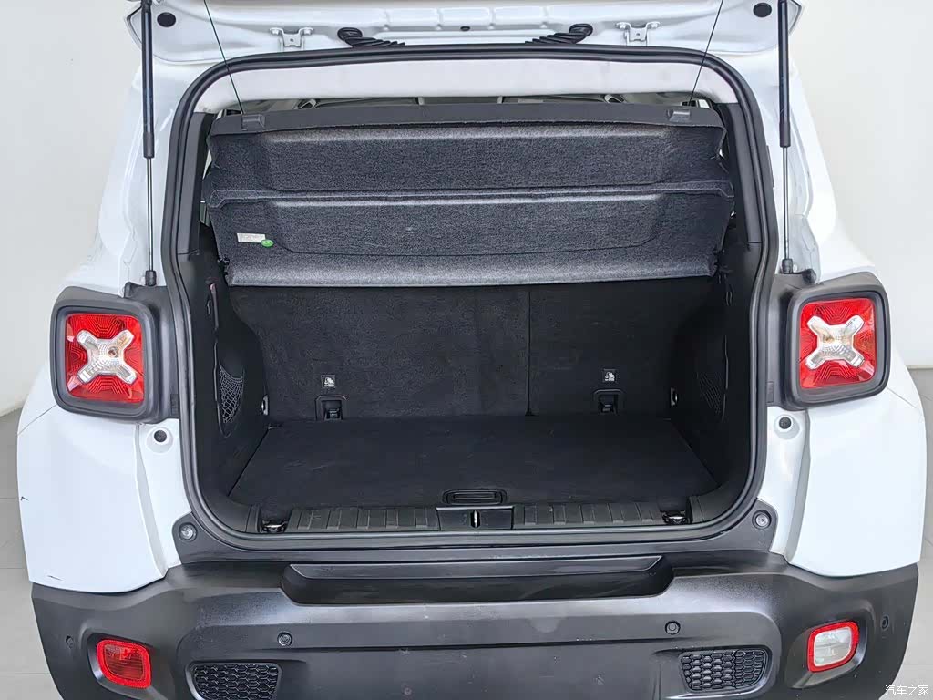 Jeep Renegade, 2017 16