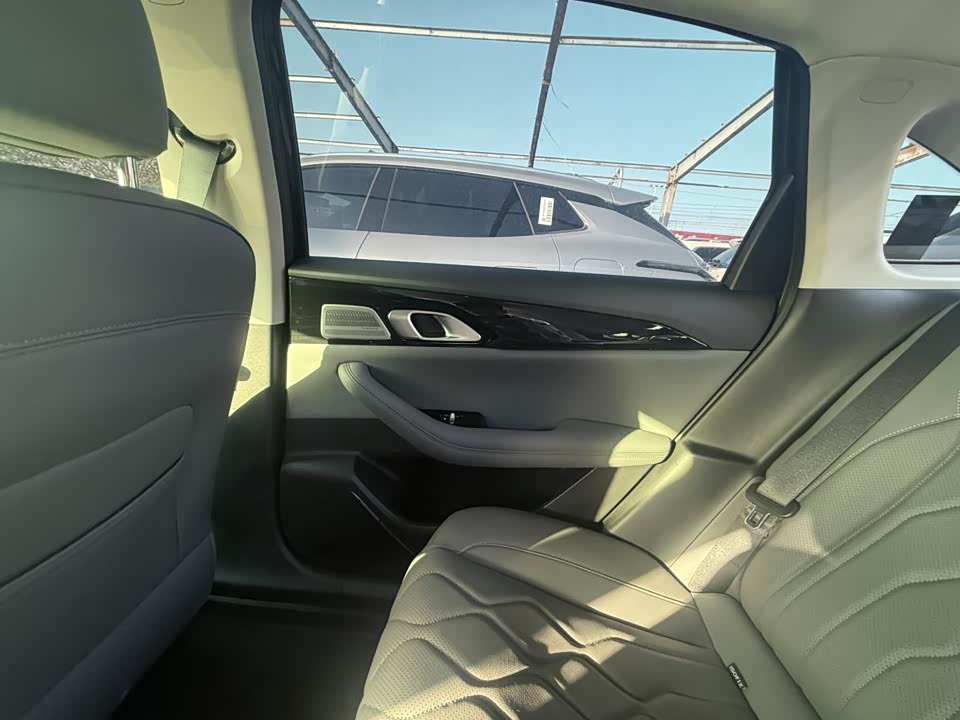 Geely Galaxy Galaxy A7