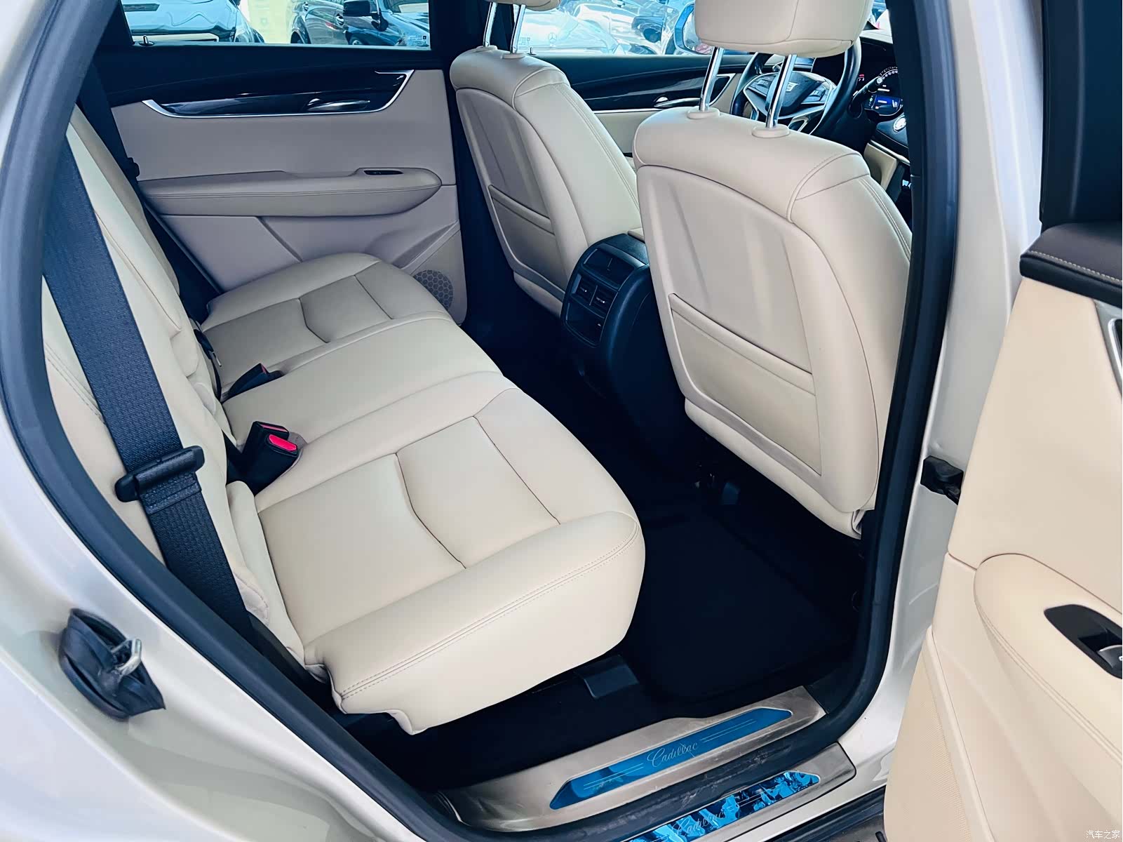 Cadillac XT5, 2017 11
