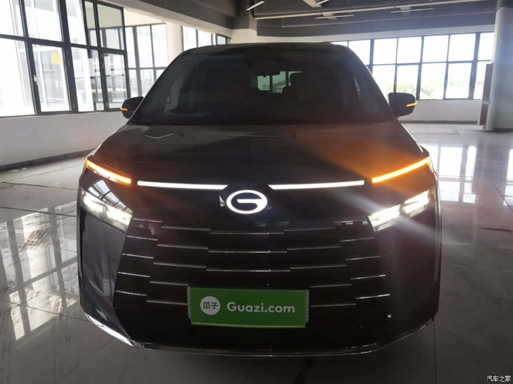 Trumpchi E8, 2025 3