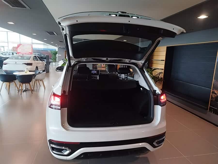 Volkswagen Tayron 2023, фото 19