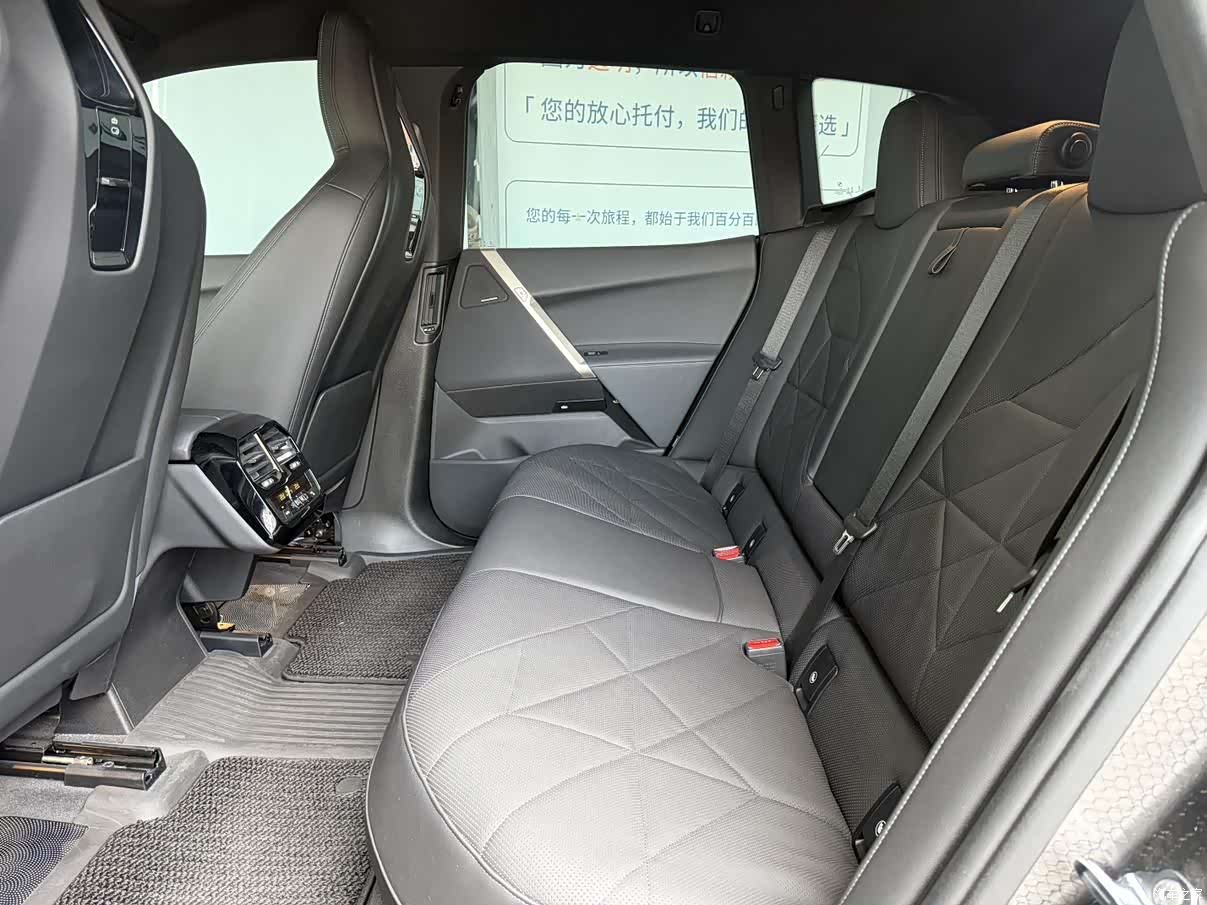BMW iX, 2023 15