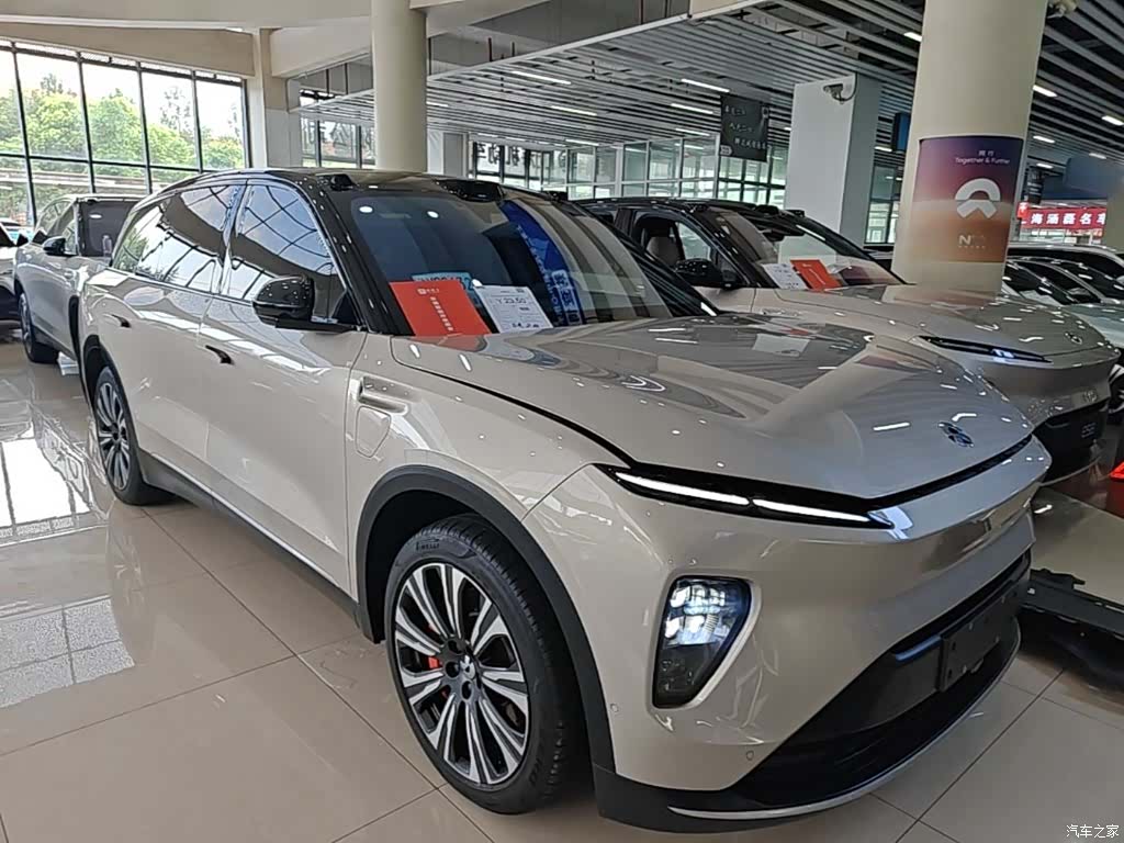 NIO ES8, 2023 4