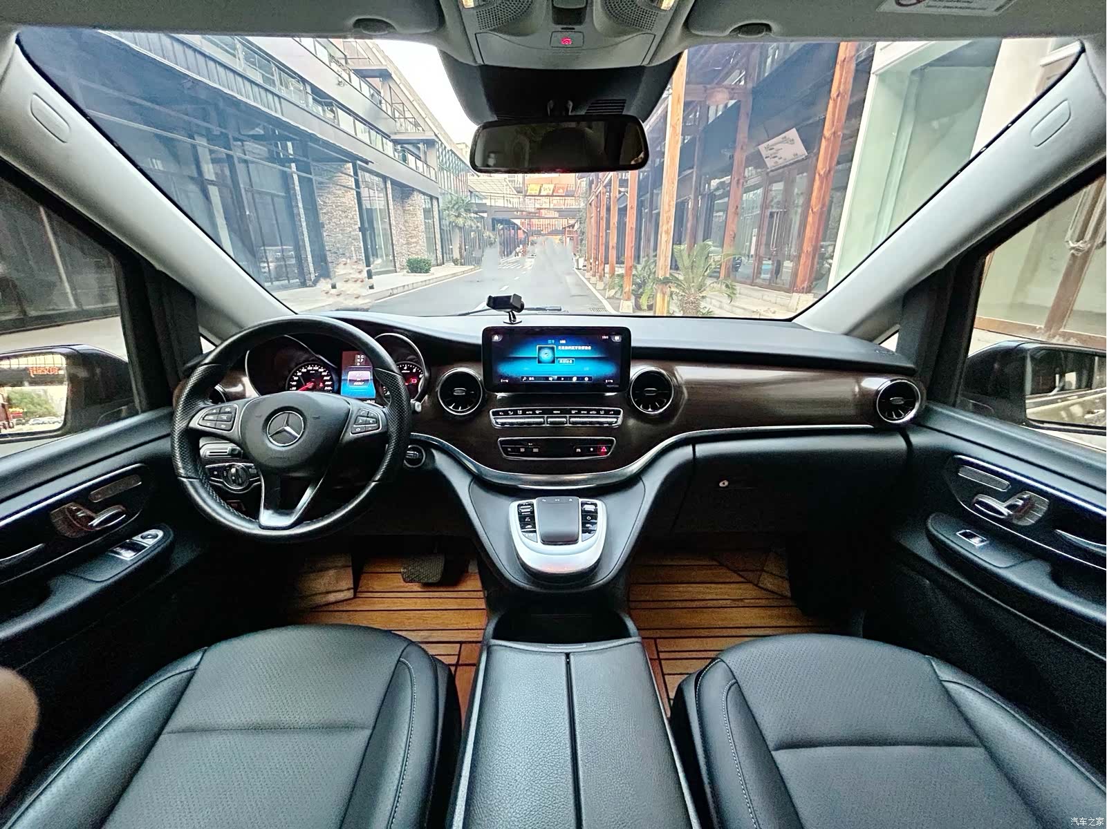 Mercedes-Benz V-Class, 2021 6