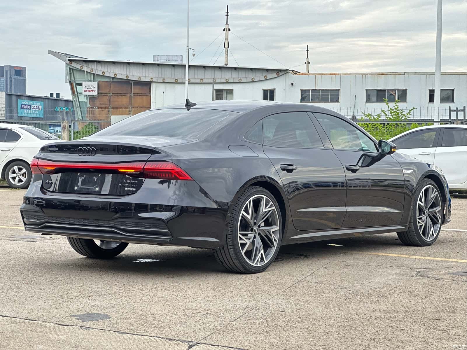 Audi A7L, 2024 13