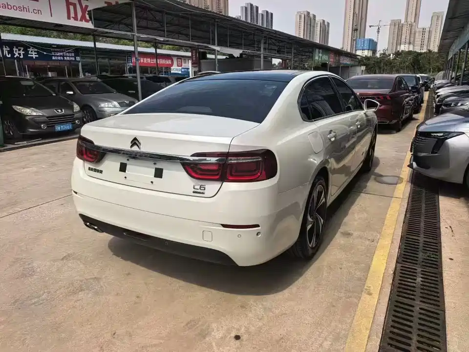 Citroen C6