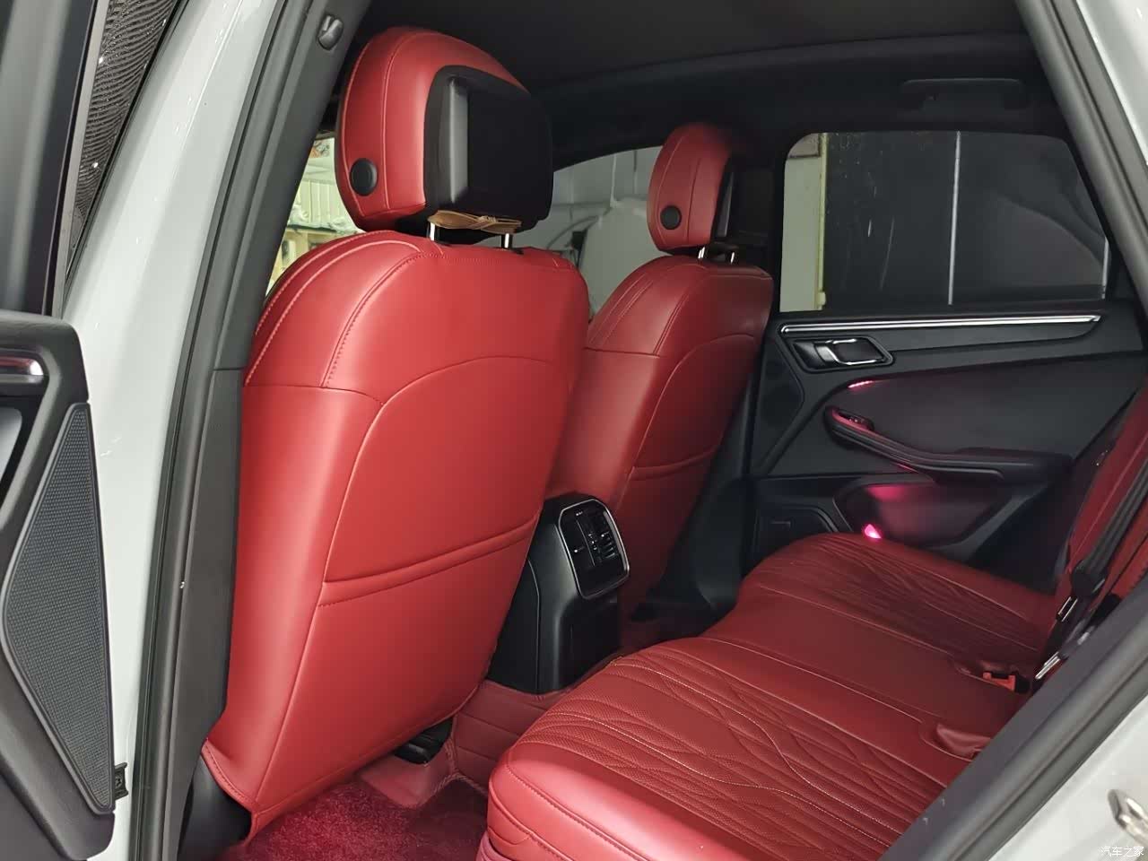 Porsche Macan, 2016 10