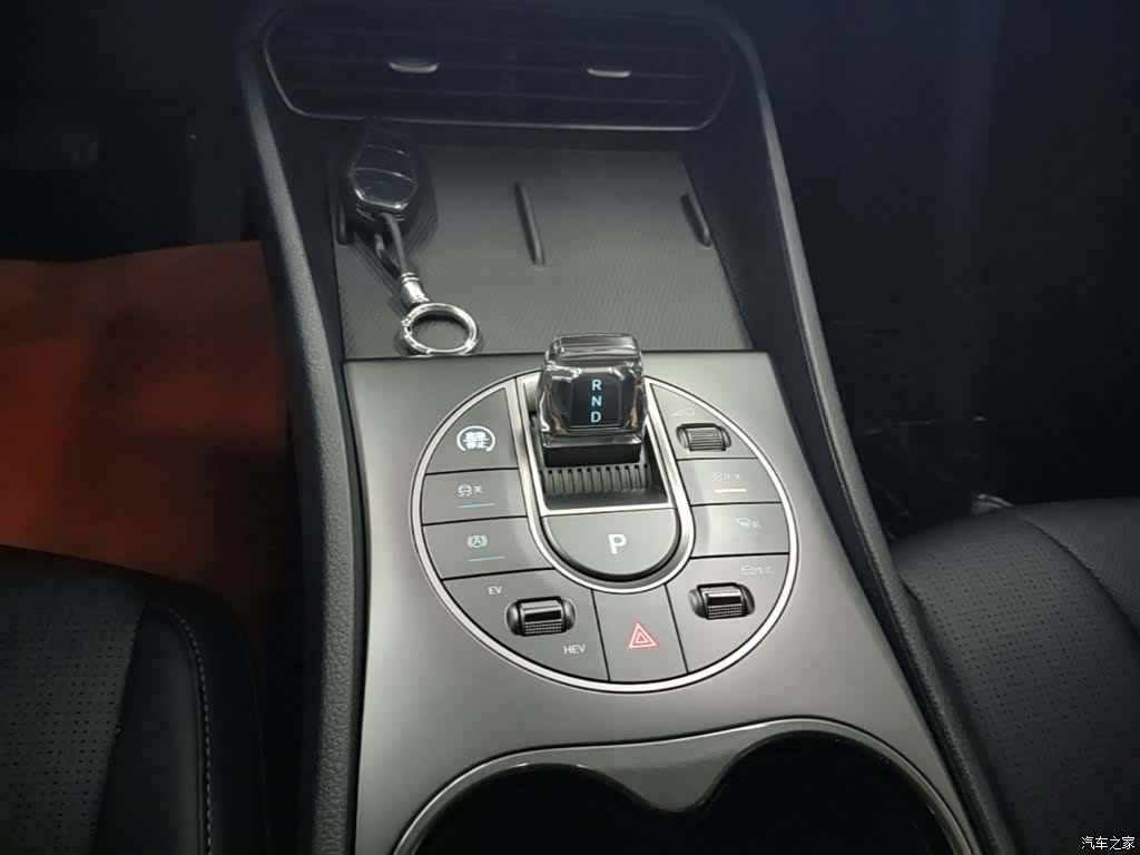 BYD Seal, 2025 14