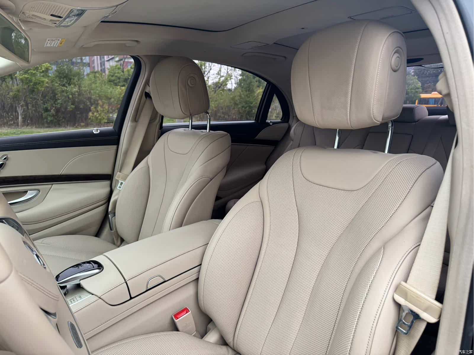 Mercedes-Benz S-Class, 2015 12