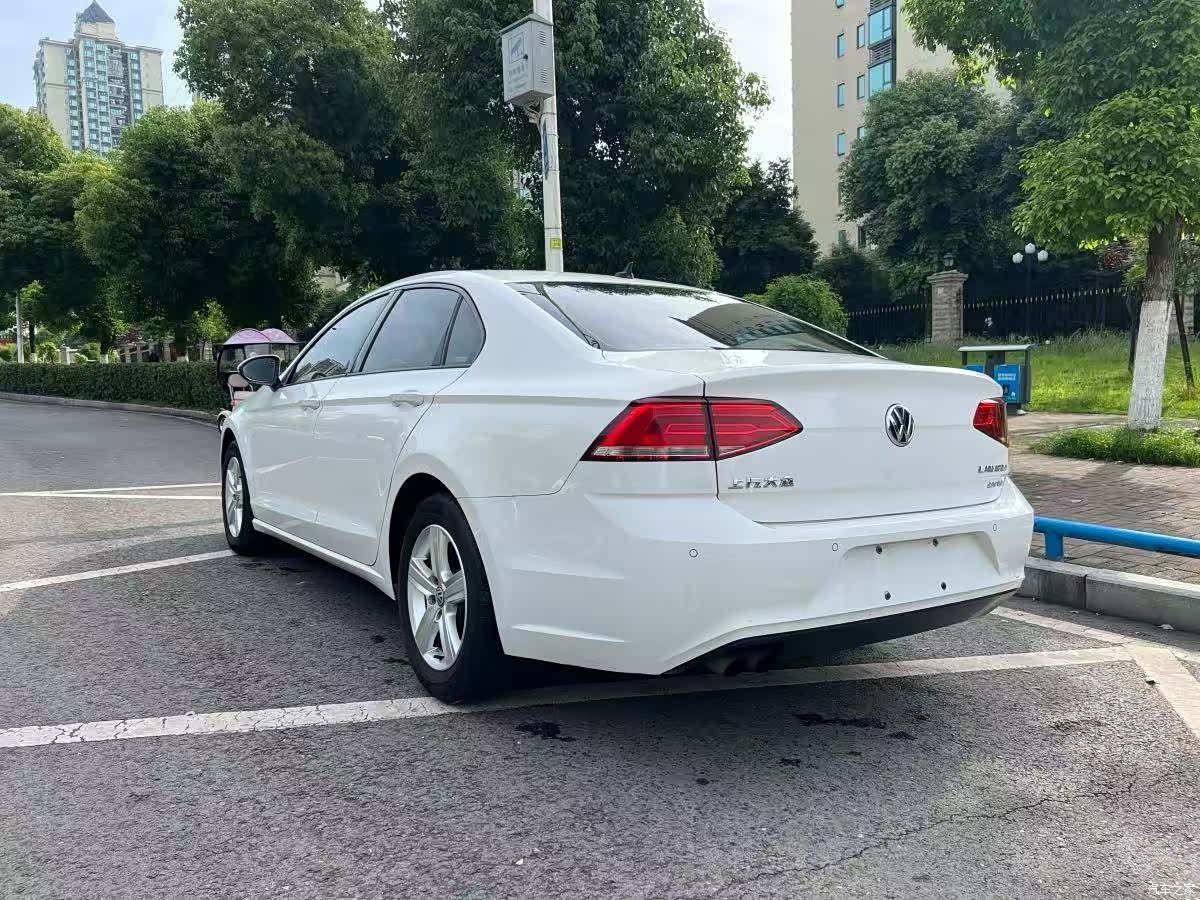 Volkswagen Lamando, 2016 8