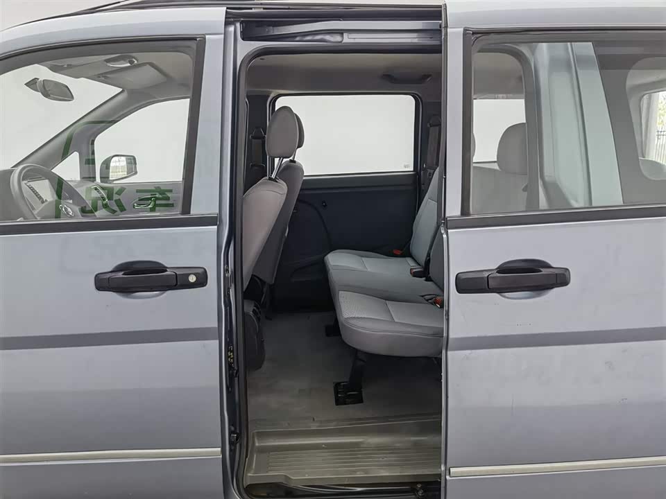 Dongfeng Handsome guest