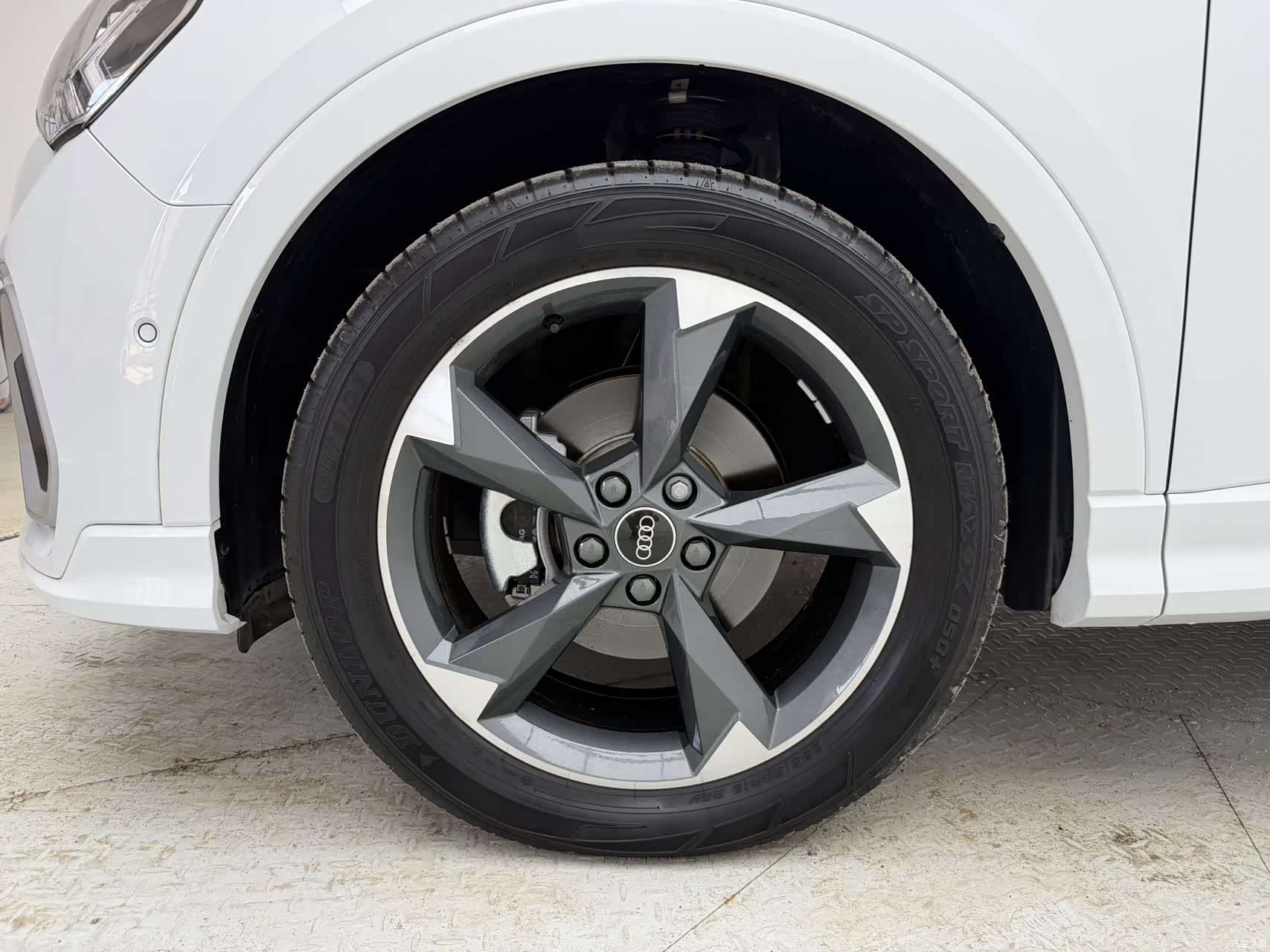 Audi Q3, 2023 6