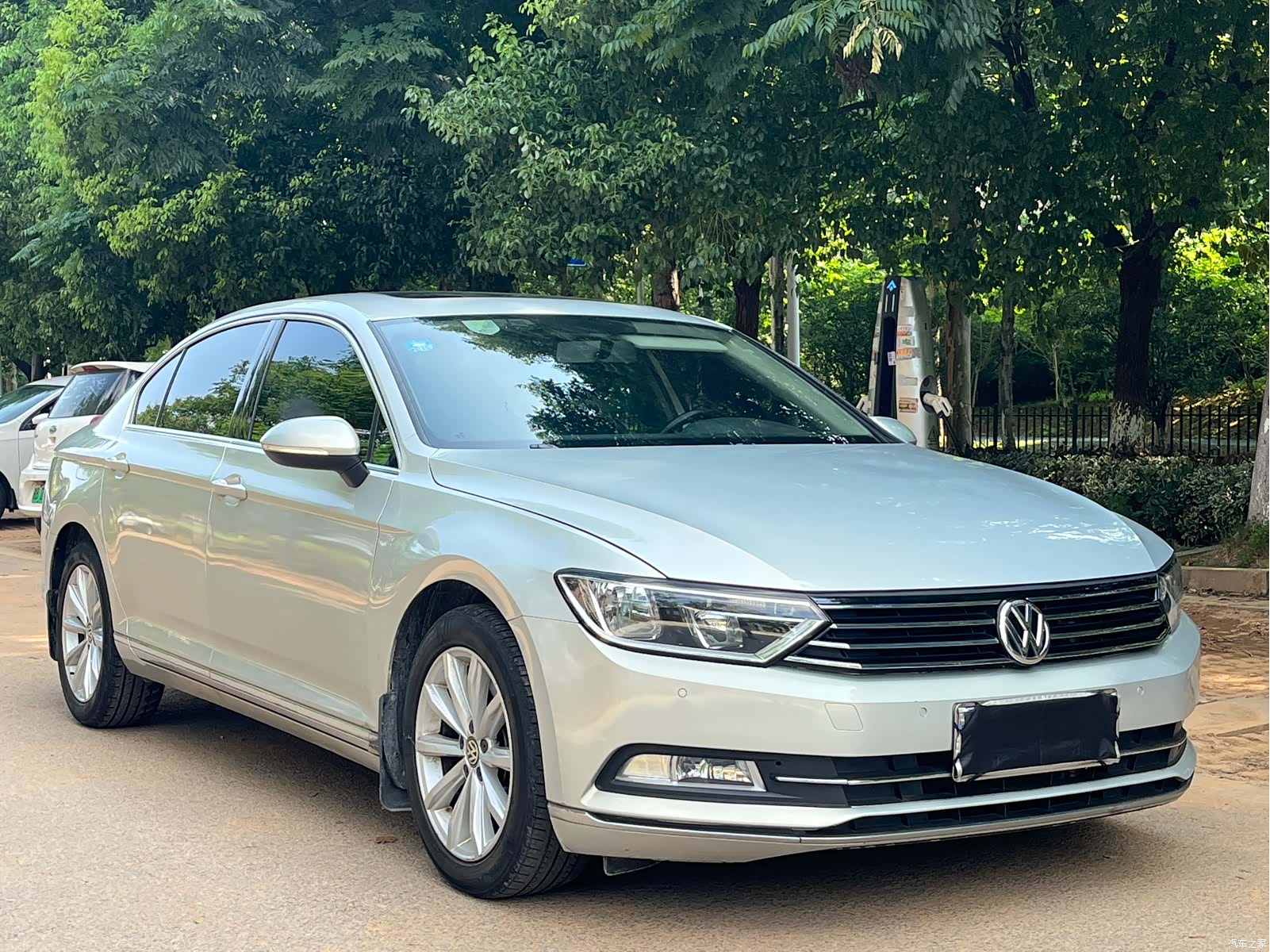 Volkswagen Magotan, 2017 3