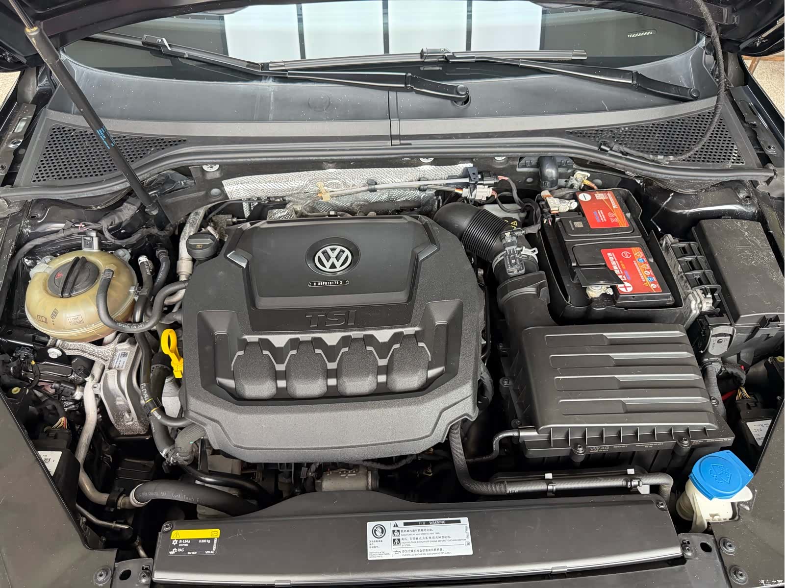 Volkswagen Magotan, 2019 31