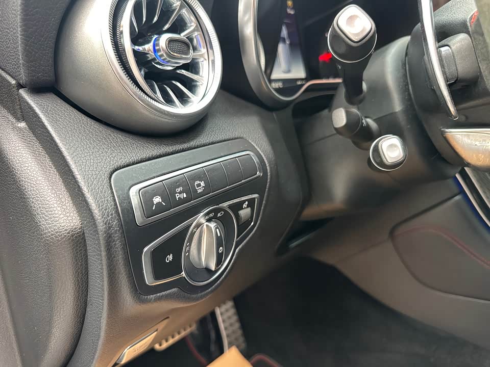 Mercedes-Benz GLC AMG