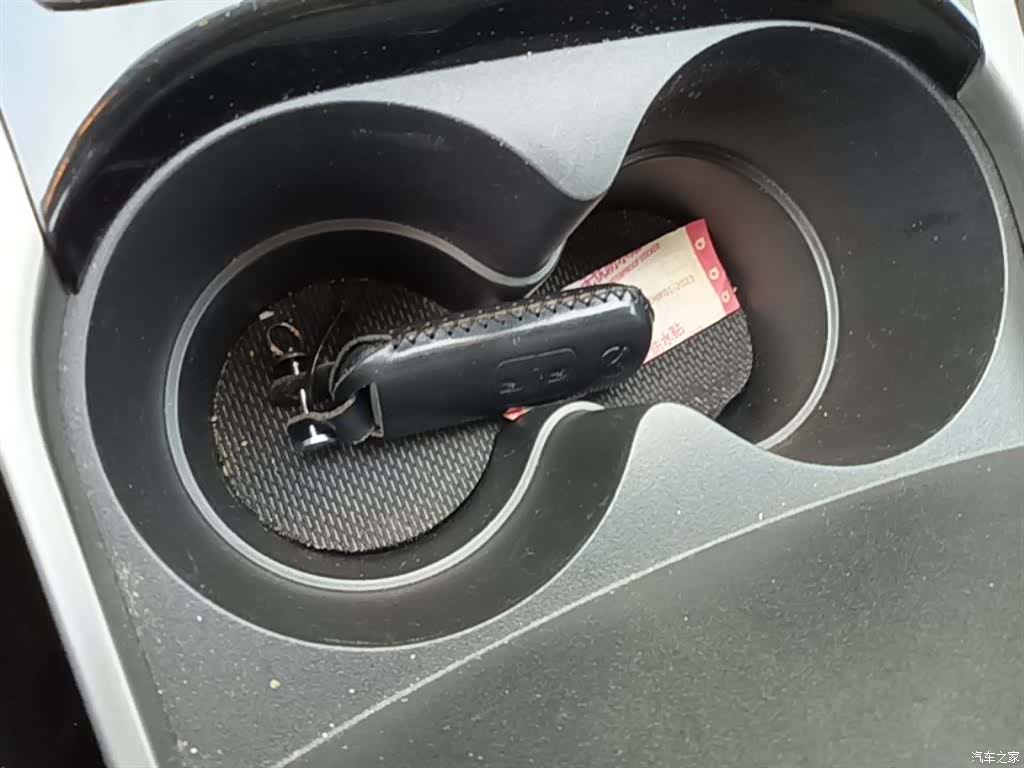Mazda CX-7, 2016 9