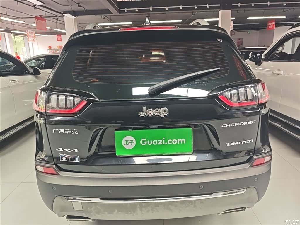 Jeep Cherokee, 2019 6