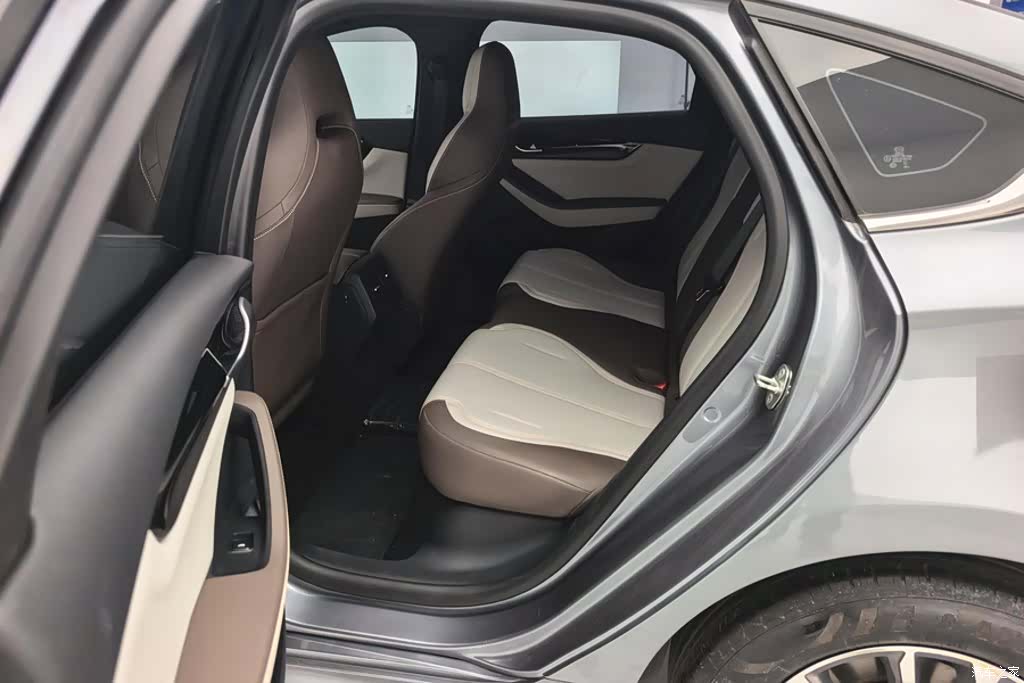 BYD Qin, 2024 11
