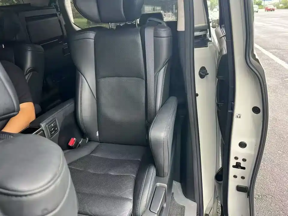 Toyota Wilfa
