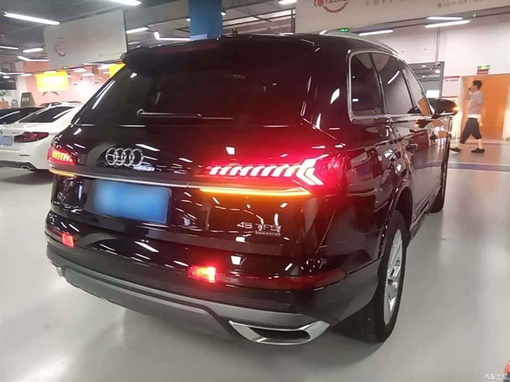 Audi Q7, 2024 7