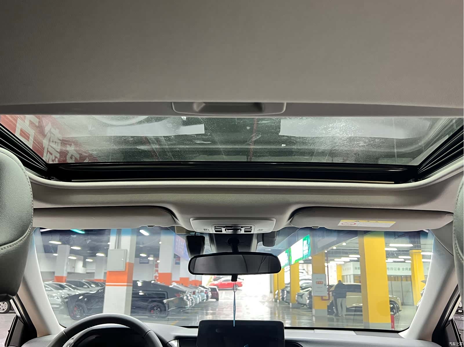 Toyota Camry, 2023 14