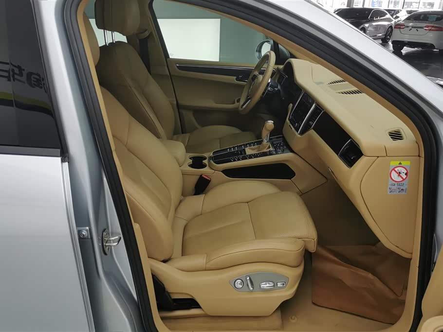 Porsche Macan Porsche Macan