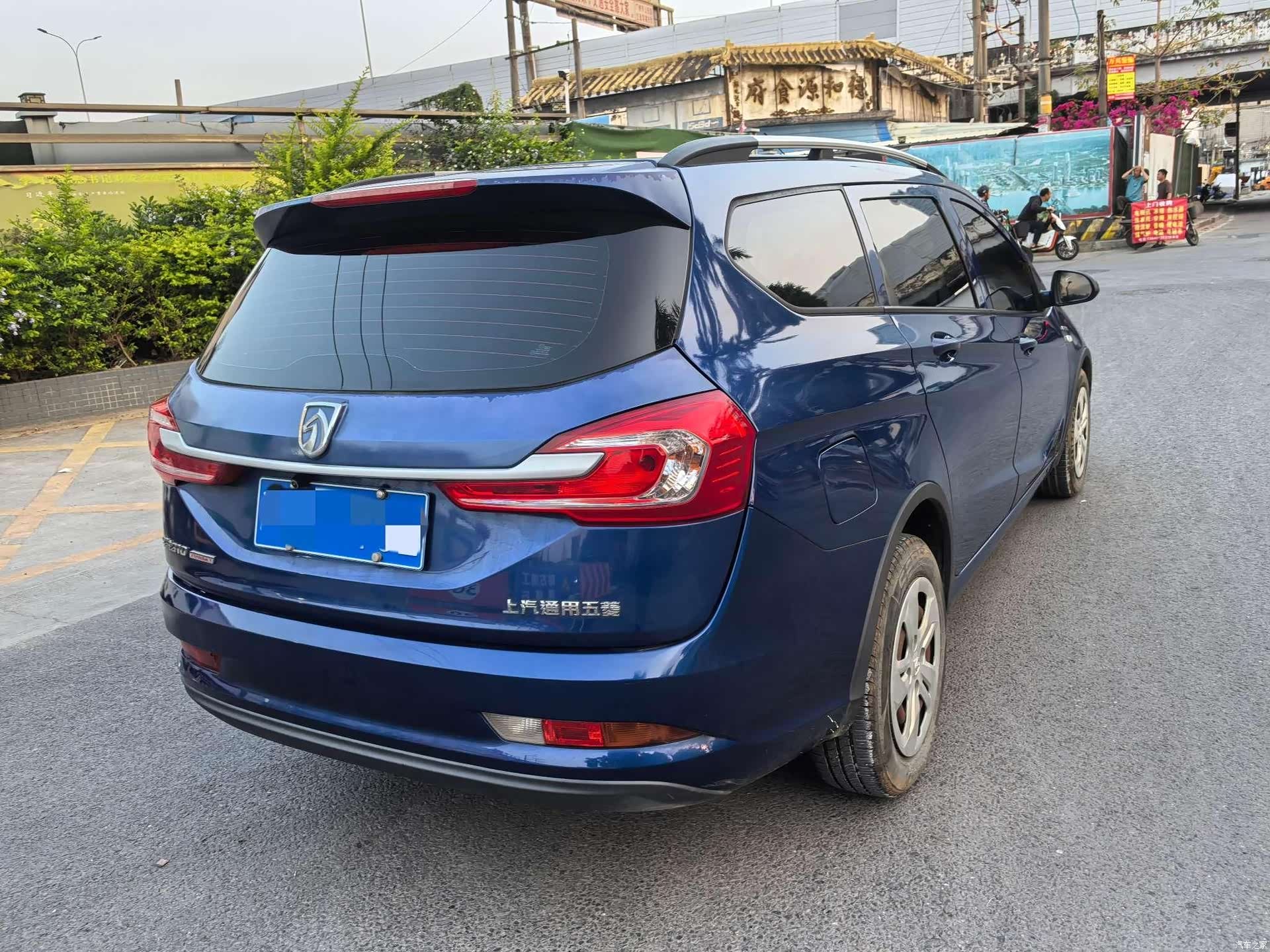 Wuling 310W, 2018 все фото