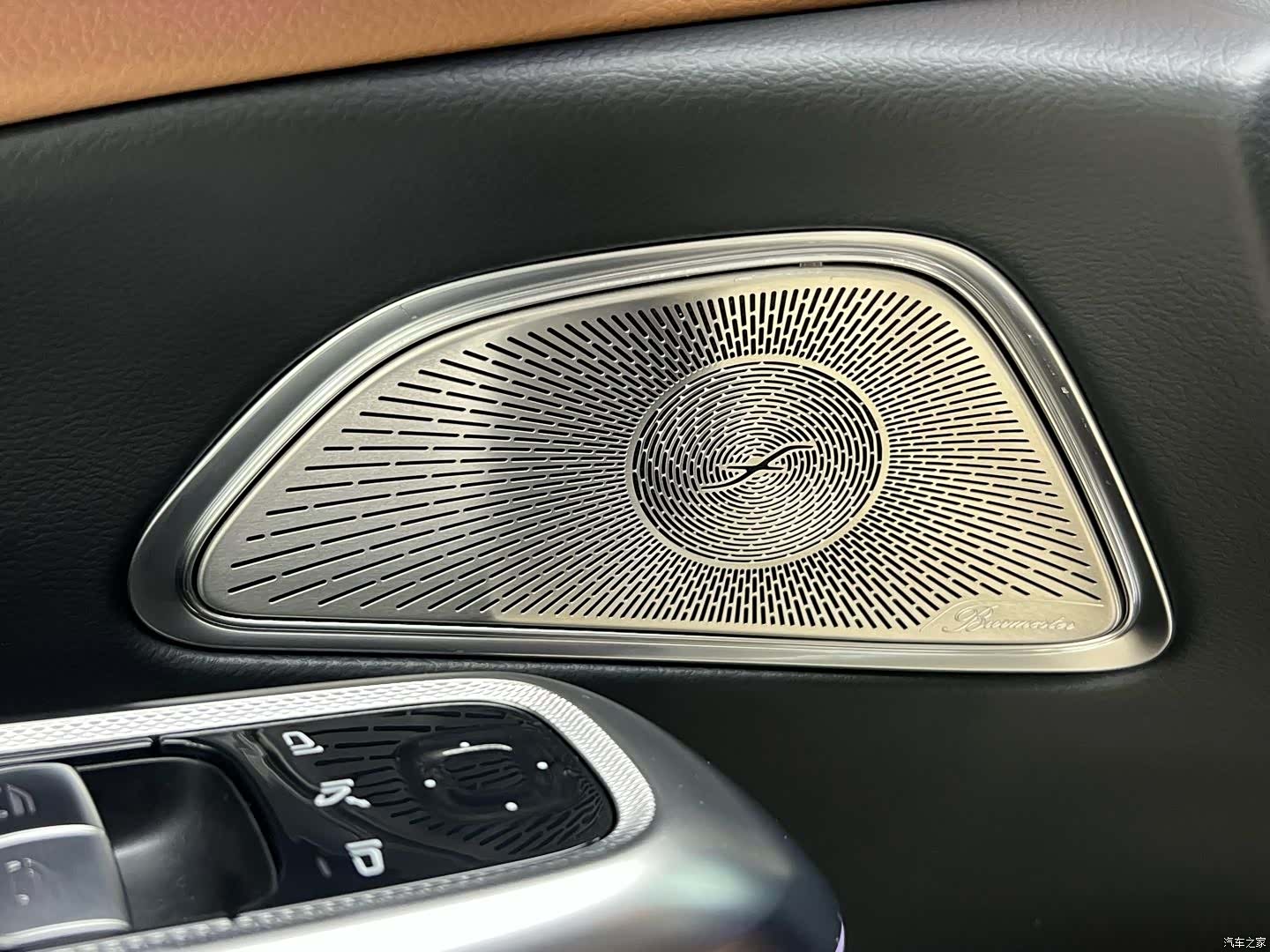 Mercedes-Benz E-Class, 2025 20