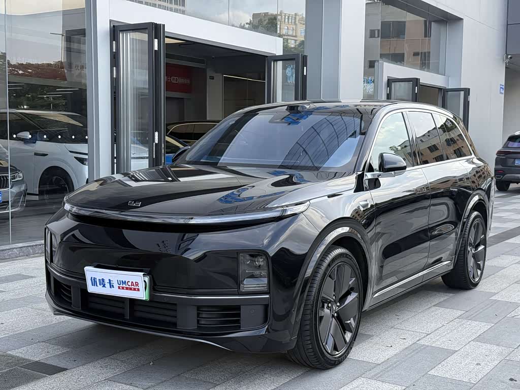 Li Auto L8
