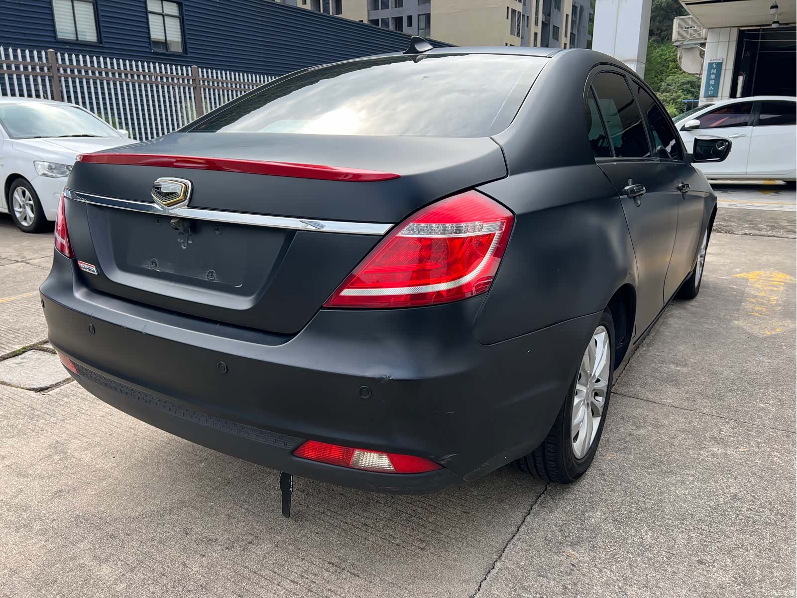 Geely Emgrand, 2015 9