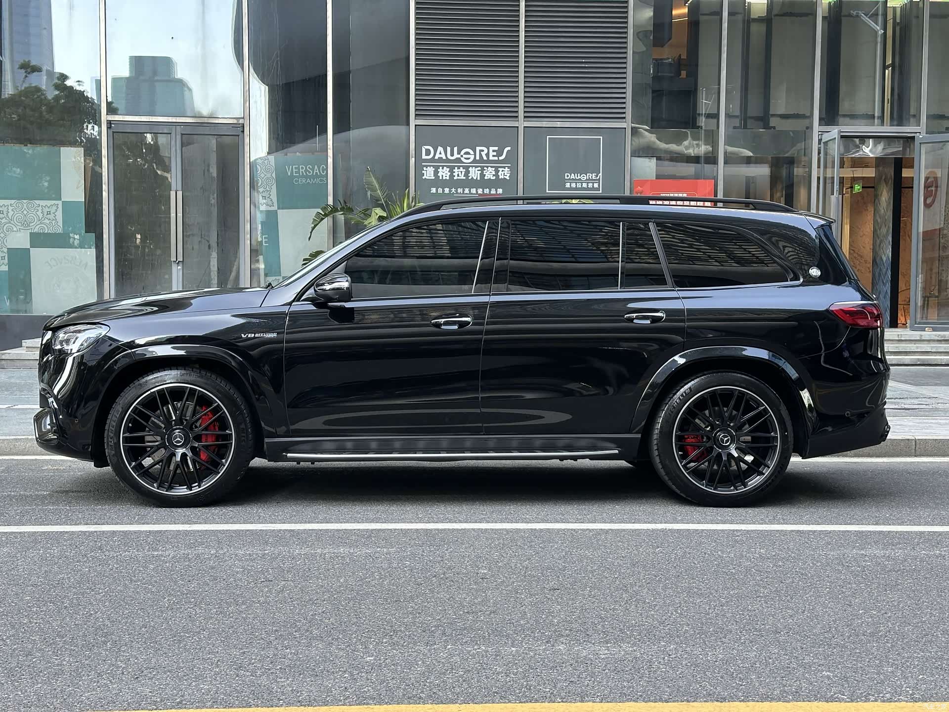 Mercedes-Benz GLS, 2024 3