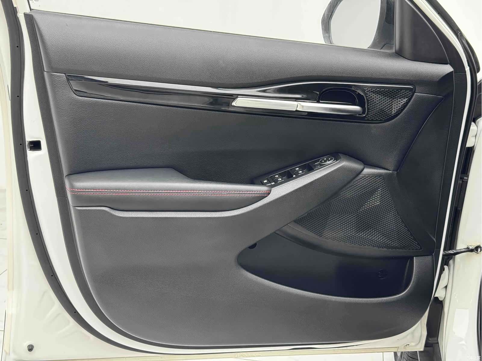 Kia KX3, 2020 6