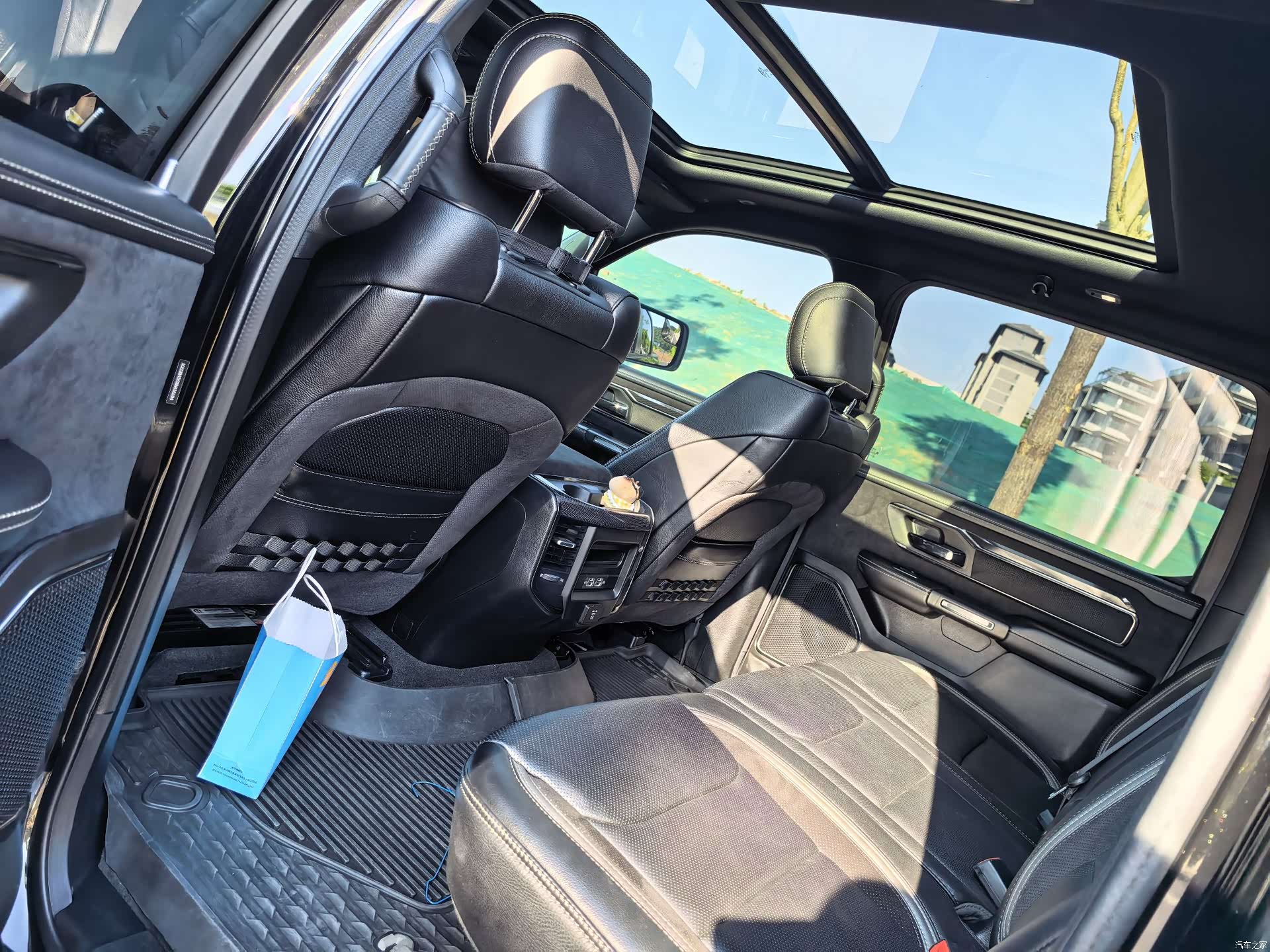 RAM Trucks, 2023 17