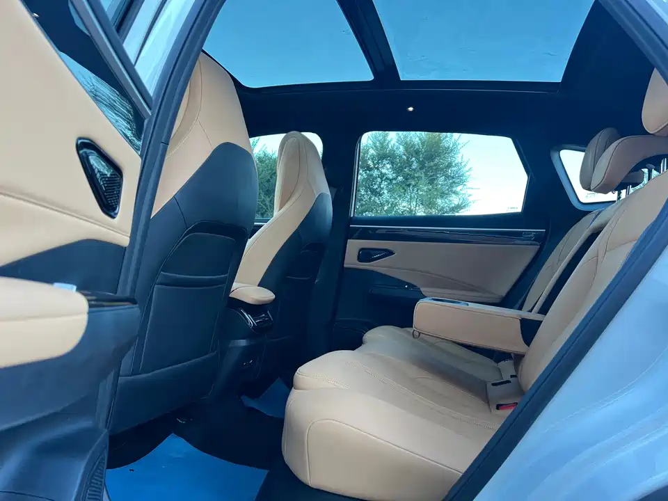 Geely Galaxy Galaxy L7