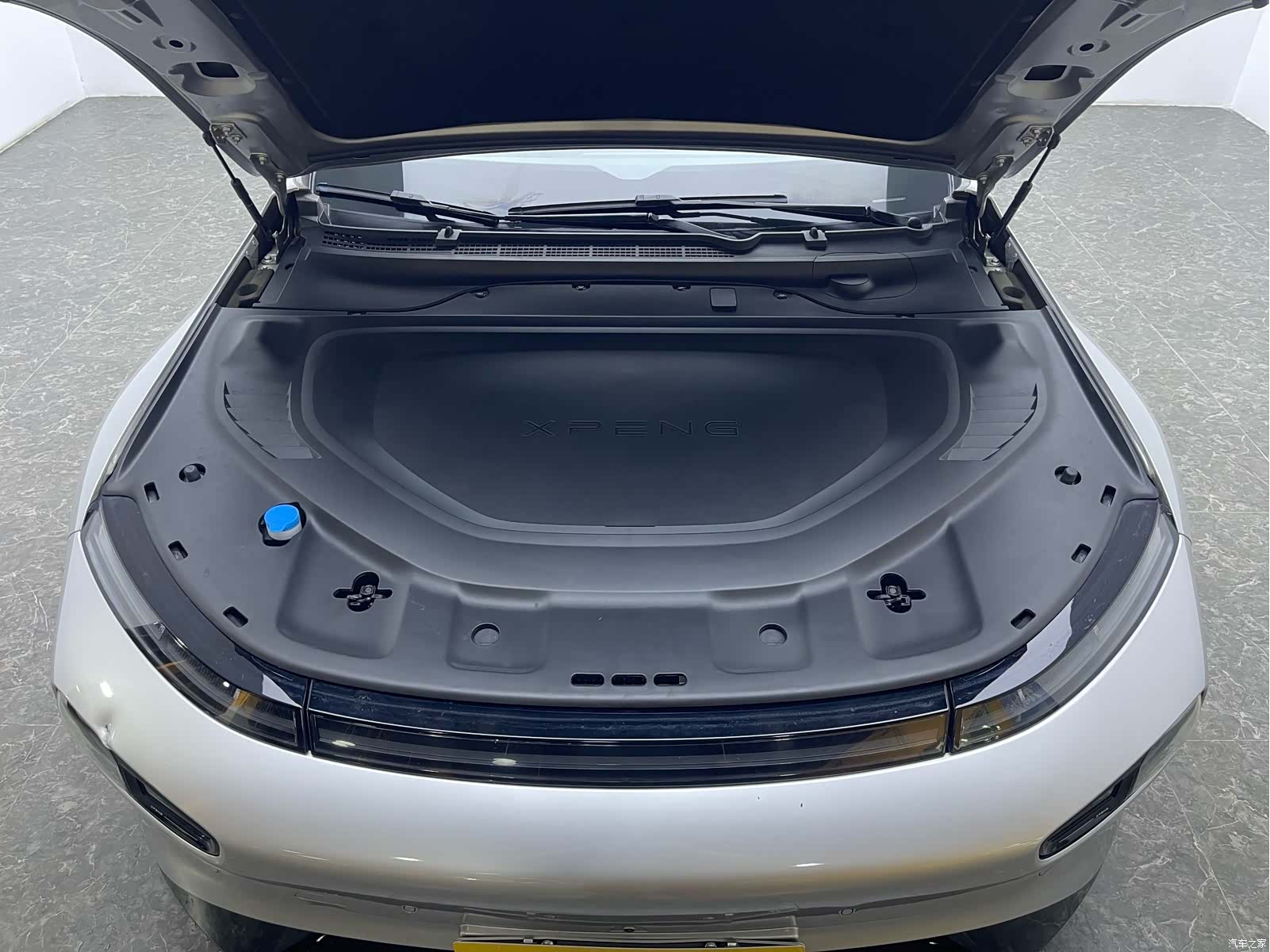 Xpeng P7, 2025 19