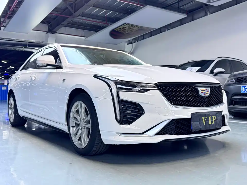 Cadillac CT4