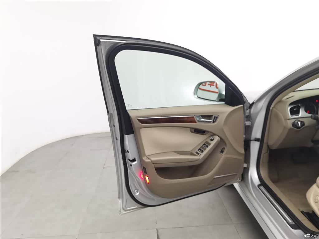 Audi A4L, 2012 8